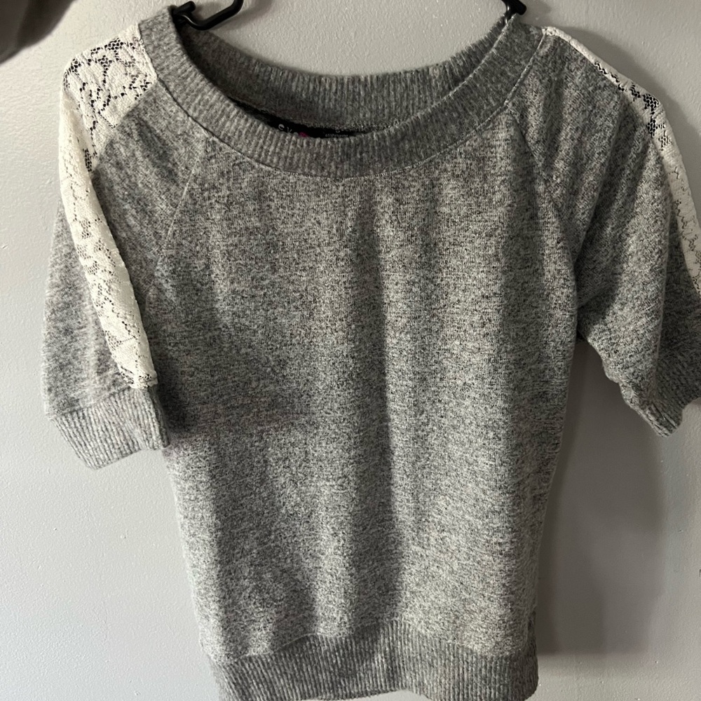 Sweater material T-shirt